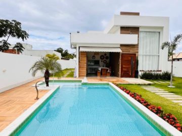 Casa em Condom�nio � Venda